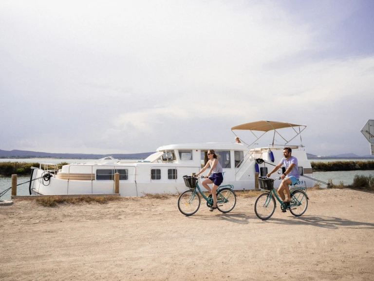 Yacht hire Montesquieu-Lauragais cheap Pénichette Neo 3