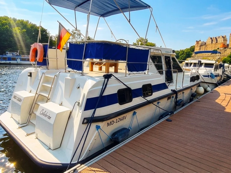Yacht charter Bernburg (Saale) -  Tarpon 37 DP on SamBoat