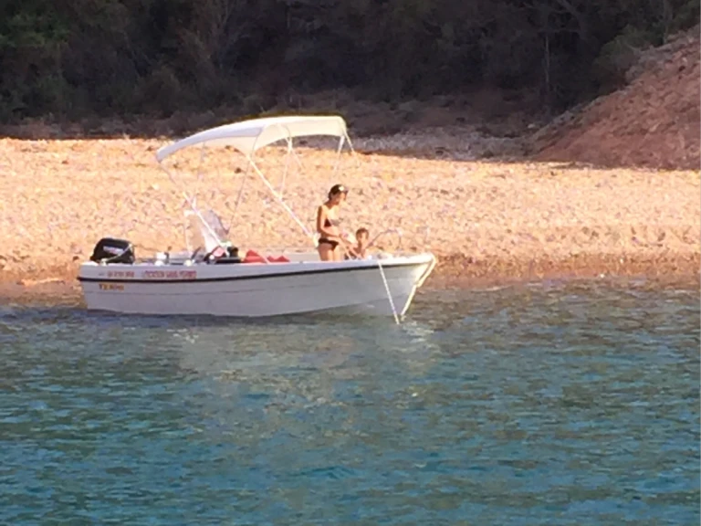 Hire Motorboat with or without skipper Terhi Galéria