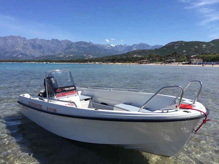 Yacht charter Galéria - Terhi 445 C on SamBoat