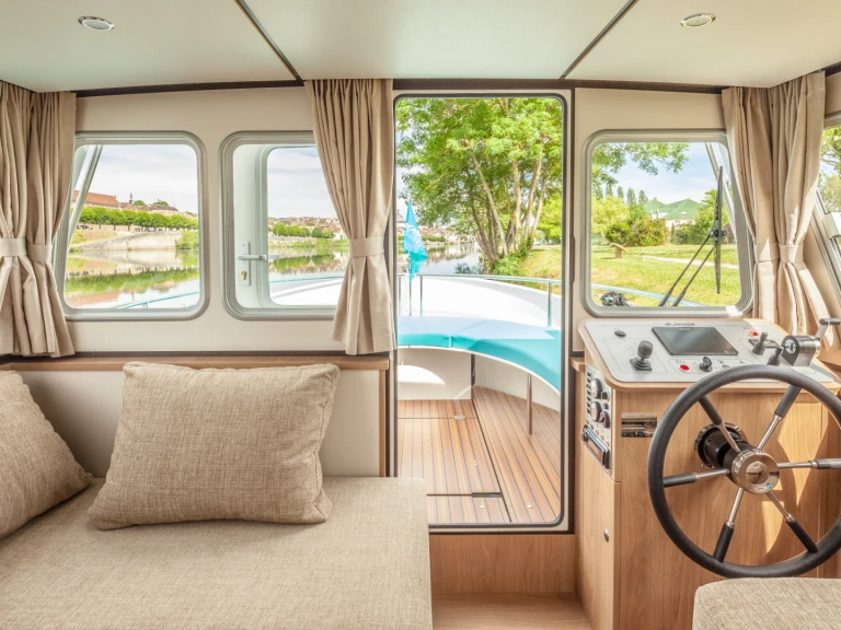 Hire Canal boat with or without skipper Pénichette Glénac