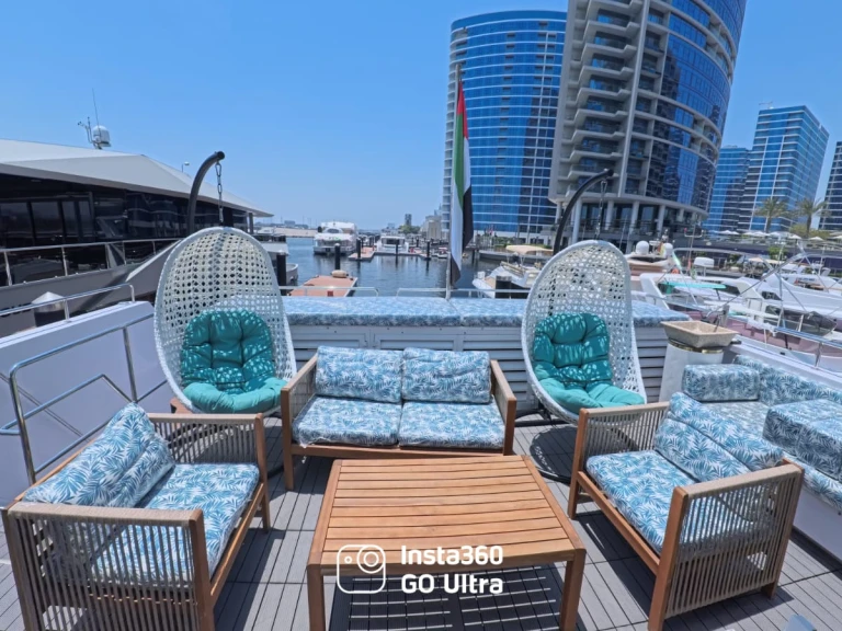 Yacht charter Dubai Marina - 101 Marine 101 on SamBoat