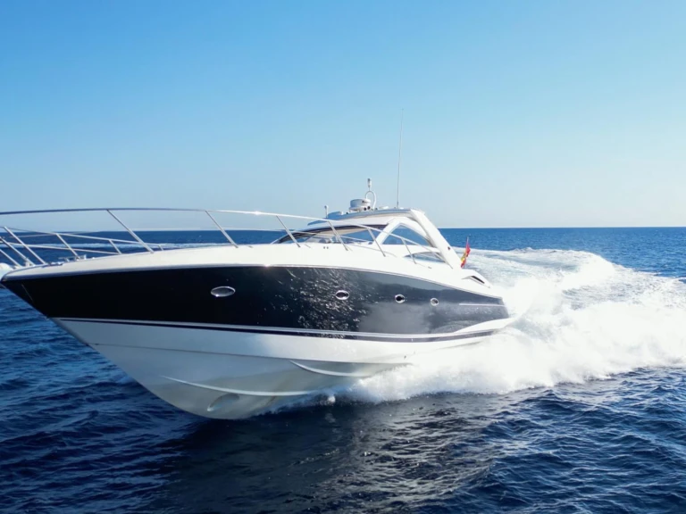 Motorboat hire in Ibiza Town - Sunseeker Portofino 53