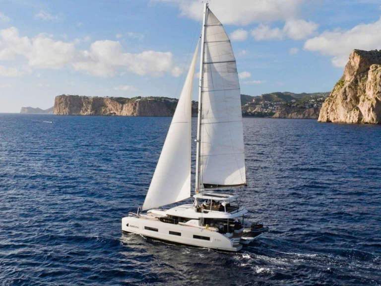 Charter a Lagoon TRIWING CARIDA - Caribbean in Road Town on Samboat