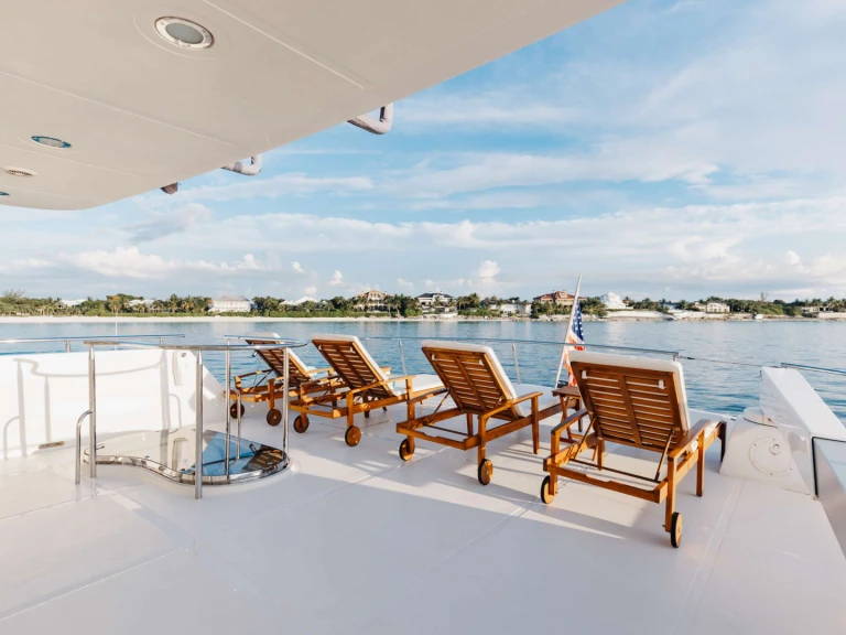 President AURELIA charter bareboat or skippered in  Bahamas