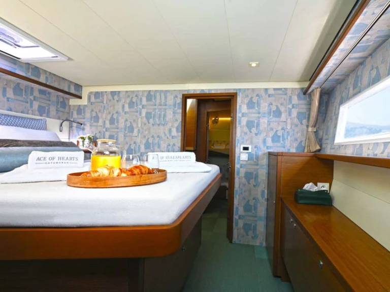 Yacht hire Greece cheap ACE OF HEARTS