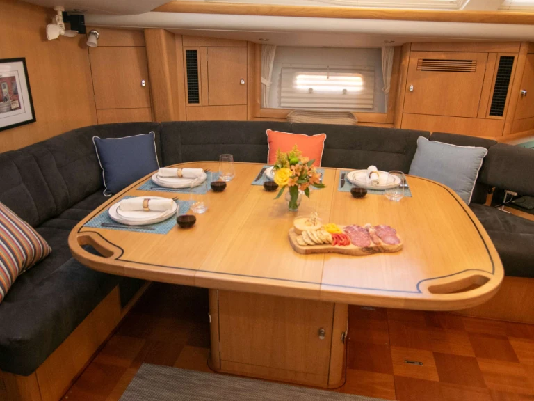Yacht charter Caribbean - Oyster Marine JERSEY GIRL on SamBoat