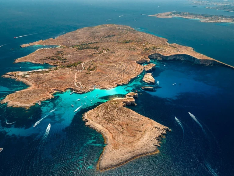 Motorboat to hire Gozo at the best price