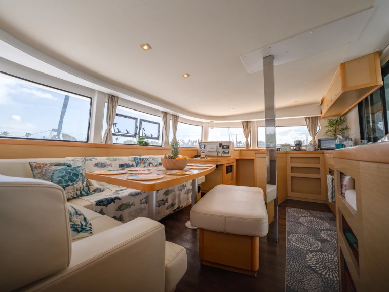 Lagoon Lagoon 42 charter bareboat or skippered in  Calliaqua