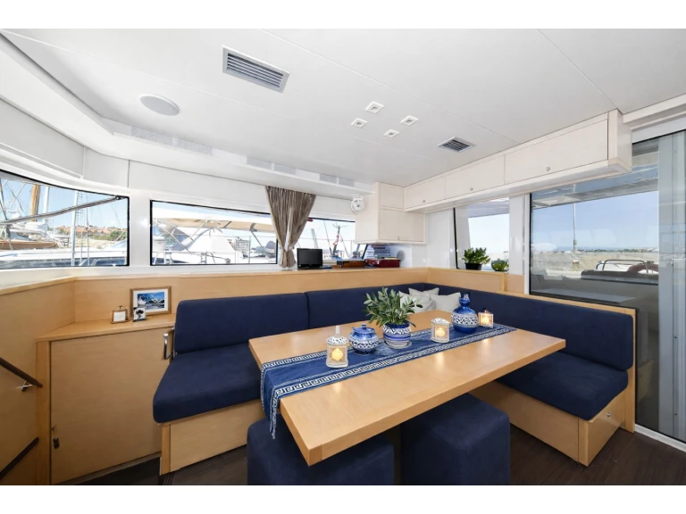 Yacht hire Alimos cheap Lagoon 52 F