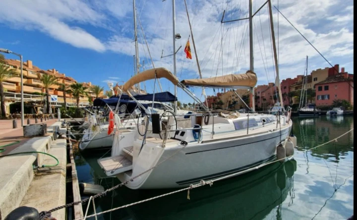 Hire Sailboat with or without skipper Dufour Puerto Sotogrande