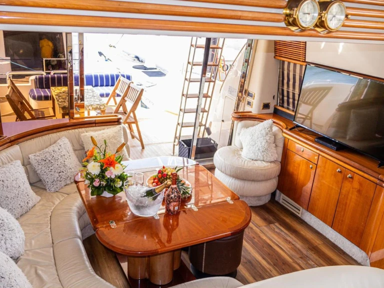 Charter a Custom Made custom in Cabo San Lucas on Samboat