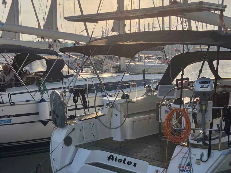 Sailboat hire in Pula - Bavaria Cruiser 45