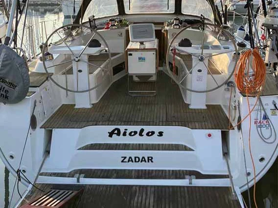Charter a Bavaria Cruiser 45 in Pula on Samboat