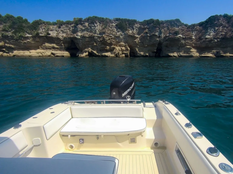 Yacht charter Naples - Ranieri Evo13 on SamBoat