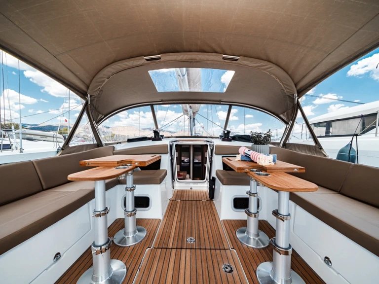 Charter a Jeanneau Sun Odyssey 455 in Rhodes (City) on Samboat