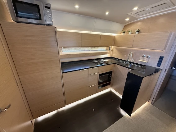 Hire a Bavaria Bavaria S45 HT Komolac