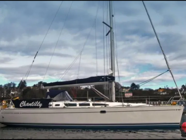 Yacht hire Oban cheap Sun Odyssey 43