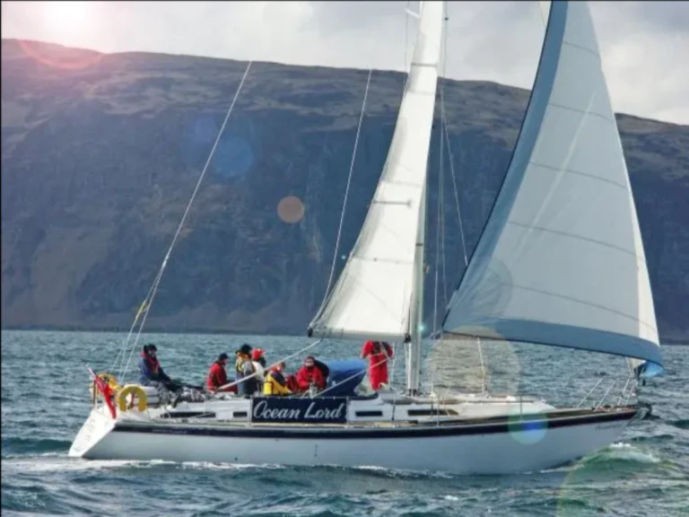 Hire a Westerly Oceanlord Oban