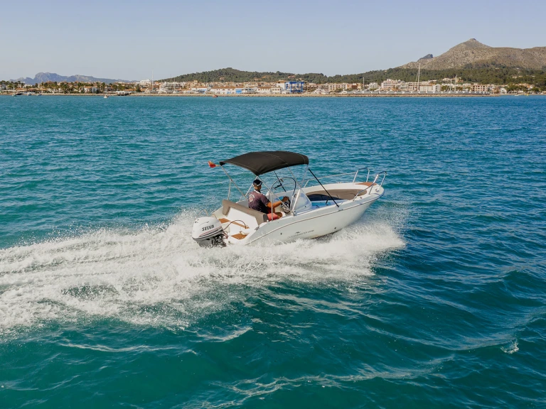 Motorboat hire in Can Picafort - Ocean Master 470 wa