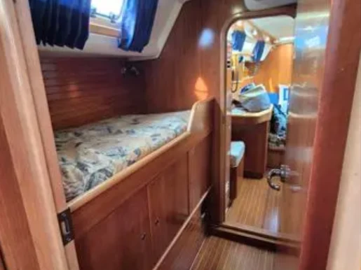 Sailboat to hire Oban at the best price