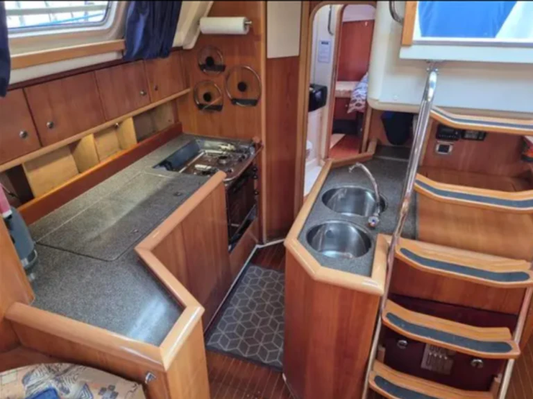Yacht charter Oban - Moody Moody 40 on SamBoat