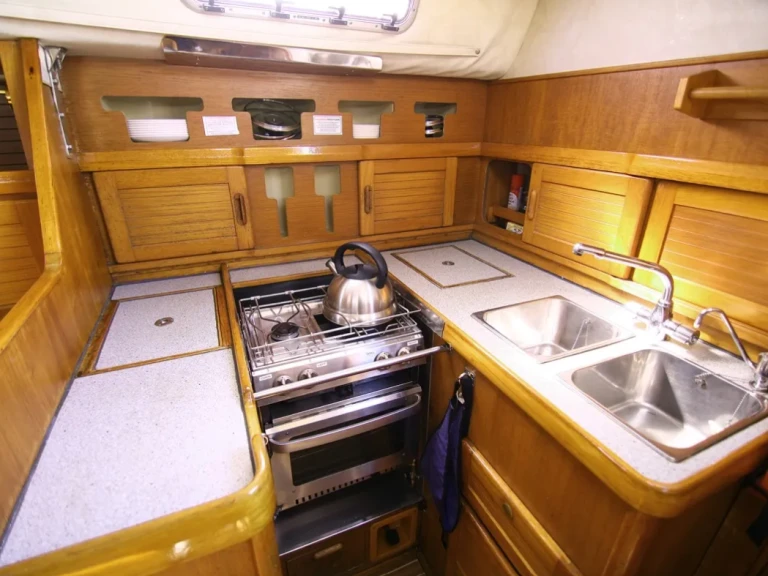 Charter a Westerly Oceanranger in Oban on Samboat