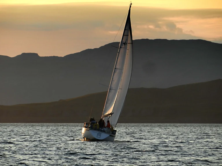 Charter a Westerly Oceanranger in Oban on Samboat