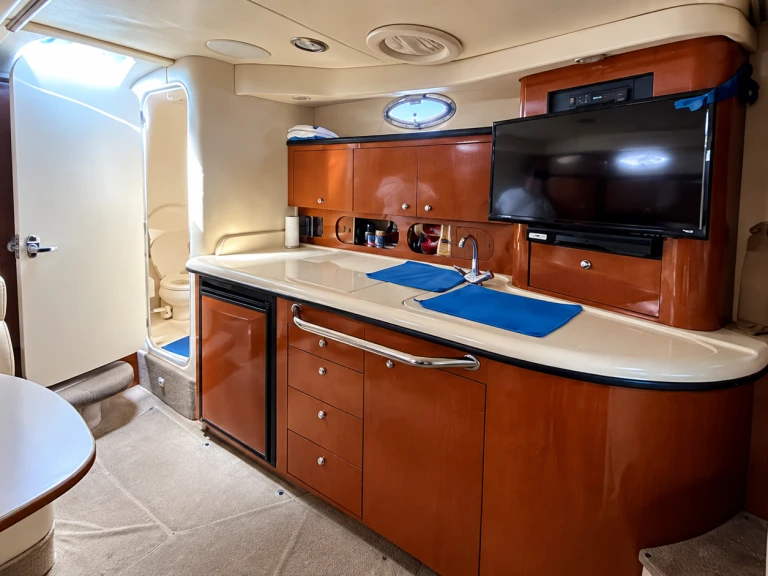 Yacht hire Cancún cheap custom