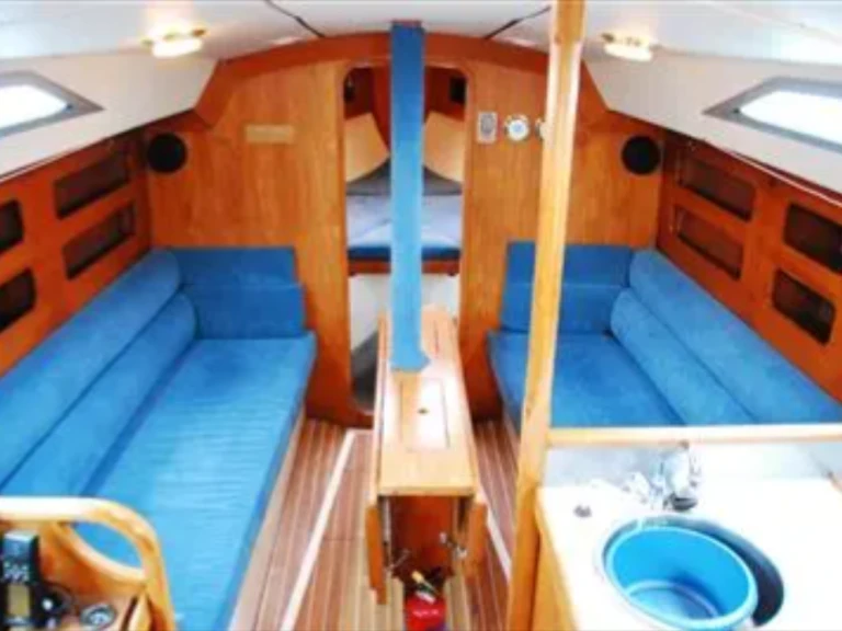 Sailboat to hire Oban at the best price