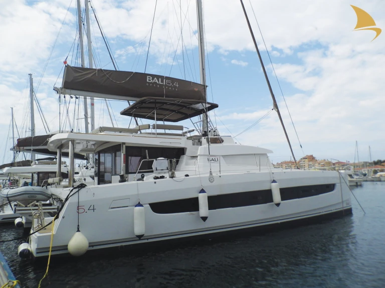 Hire Catamaran with or without skipper Bali Cogolin
