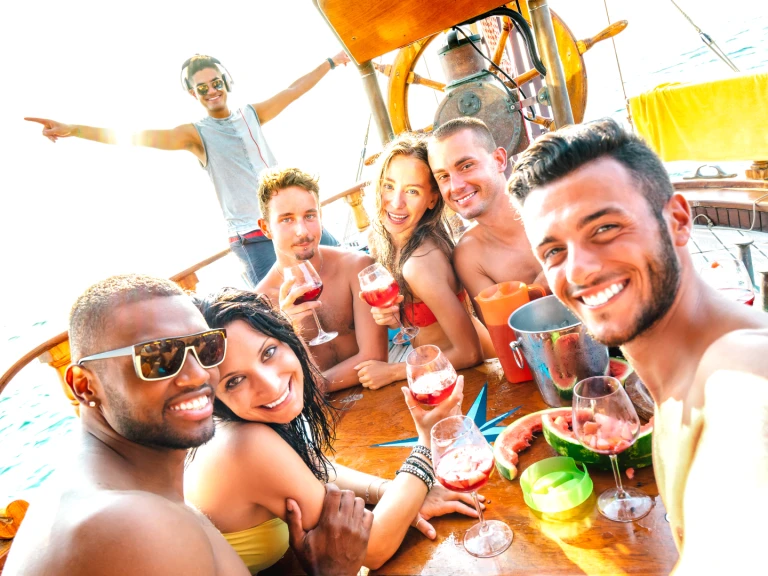 Hire Motorboat with or without skipper Custom Made Cancún