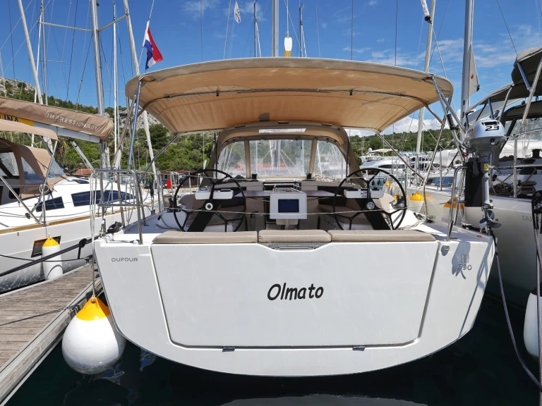 Sailboat to hire Biograd na Moru at the best price