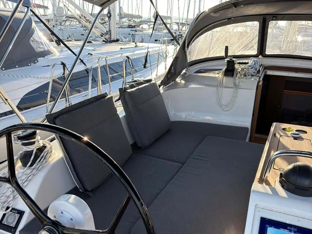 Sailboat hire in Biograd na Moru - Bavaria Bavaria Voyager 45