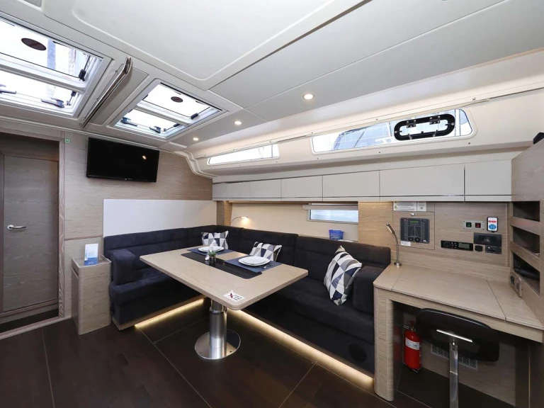 Hire a Hanse Hanse 508 Biograd na Moru