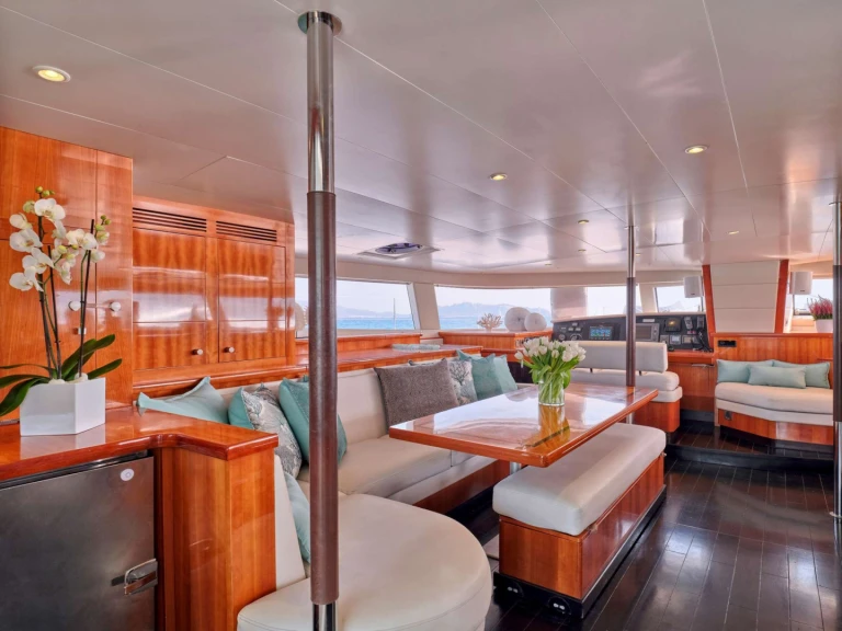 Catamaran hire in Eden Island - Fountaine Pajot Fountaine Pajot Galathea 65