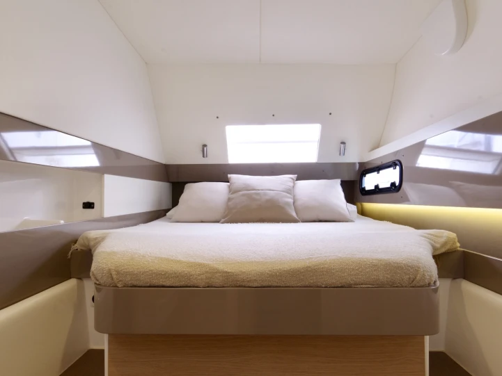 Catamaran to hire Olbia at the best price
