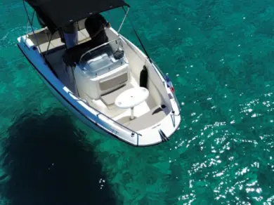 Quicksilver Activ 505 Open charter bareboat or skippered in  Saint-Aygulf