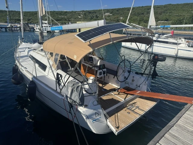 Hire a Dufour Dufour 350 Grand Large Punat