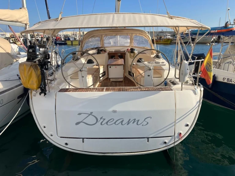 Sailboat to hire Puerto Puebla de Farnals at the best price