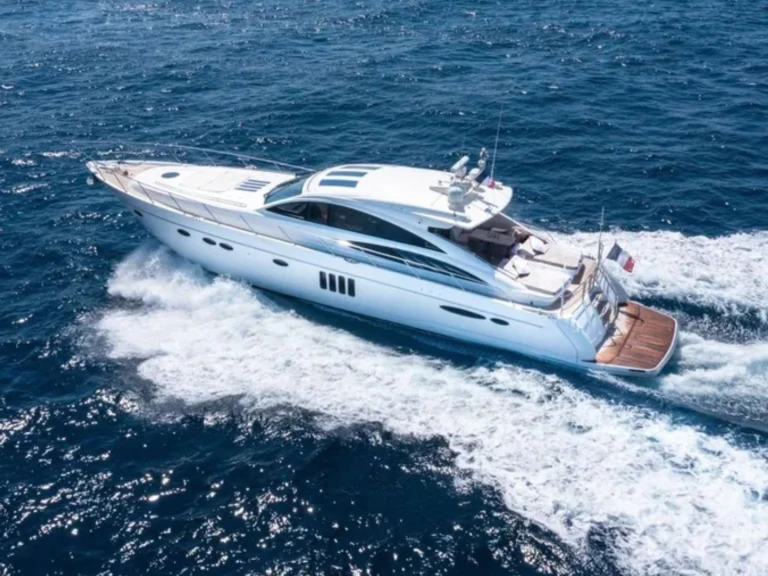 Luxury Yacht hire in France - Princess Princess V70