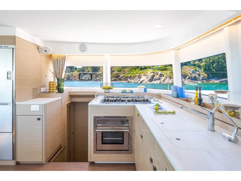 Hire Catamaran with or without skipper Lagoon Sant Antoni de Portmany
