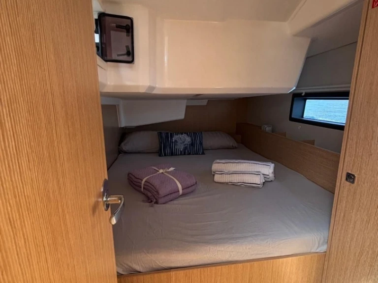 Hire a Bavaria Bavaria C38 Marmaris (district)