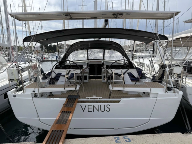 Yacht charter Rogoznica - Hanse Hanse 460 on SamBoat