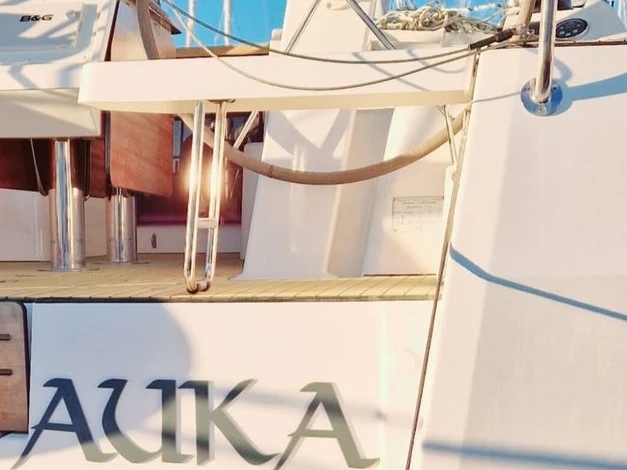 Sailboat to hire Rogoznica at the best price