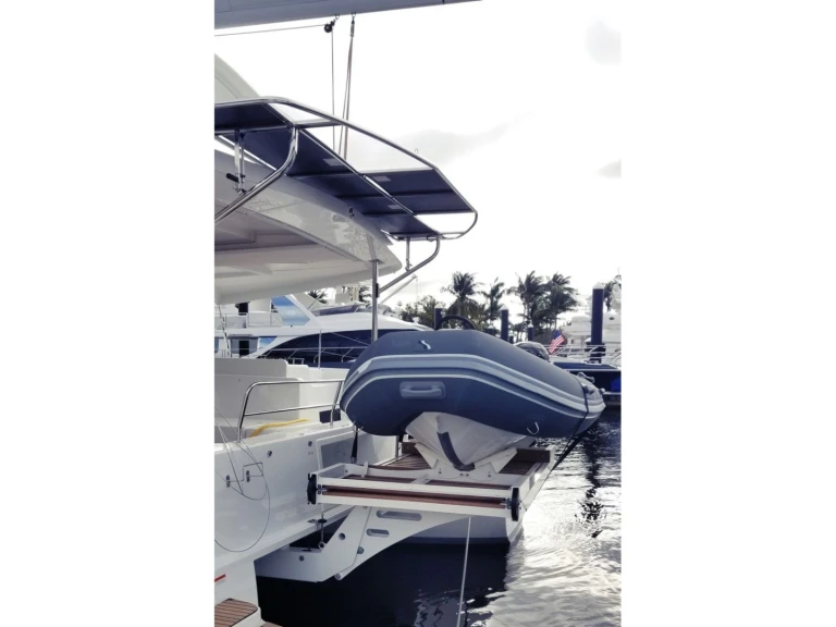 Hire a Lagoon Lagoon 46 Luxe A/C Ribishi