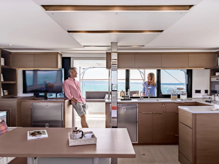 Yacht charter Bas du Fort - Lagoon Lagoon 46 on SamBoat