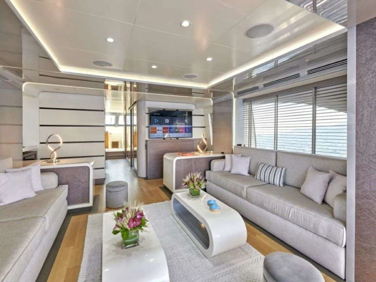 Yacht charter Corfu - Azimut LA FENICE on SamBoat