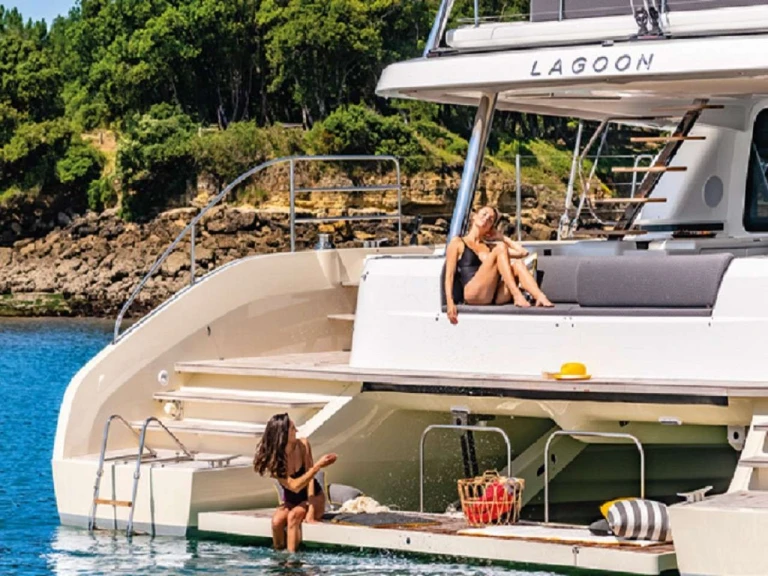 Luxury Yacht hire in British Virgin Islands (BVI) - Lagoon REVE BLEU