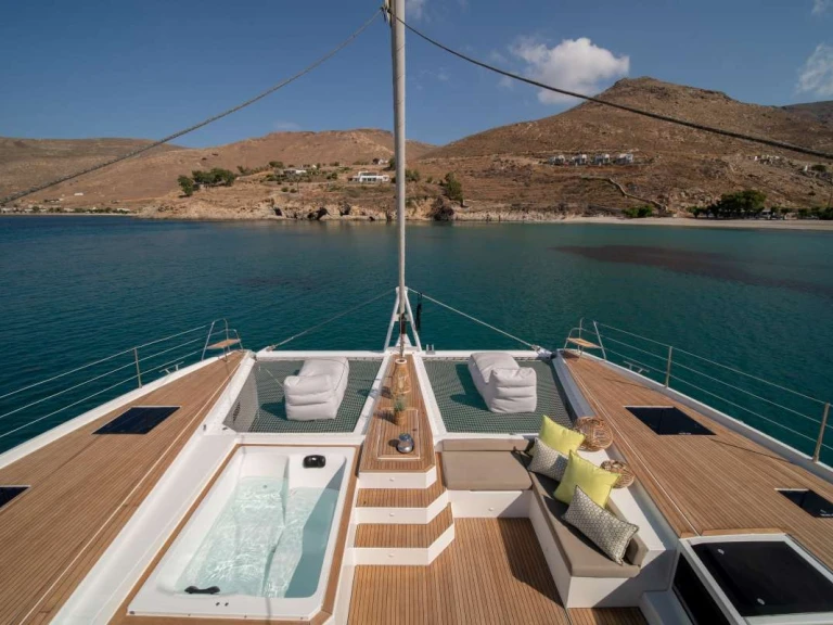 Hire a Fountaine Pajot AETHER Athens